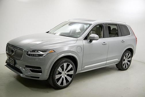 2024 Volvo XC90 Recharge Plug-In Hybrid T8 Ultimate Bright Theme 7-Seater
