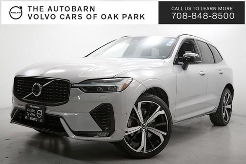 2023 Volvo XC60 B6 Ultimate Dark Theme