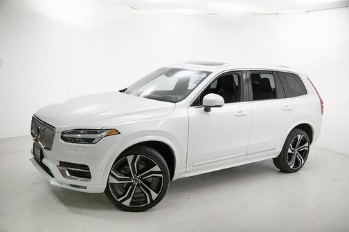 2024 Volvo XC90 B6 Ultimate Bright Theme 7-Seater
