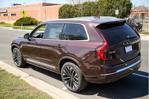 2025 Volvo XC90 B6 Ultra