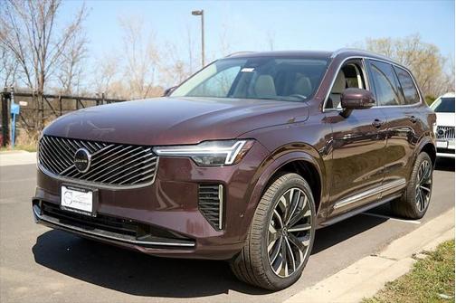 2025 Volvo XC90 B6 Ultra