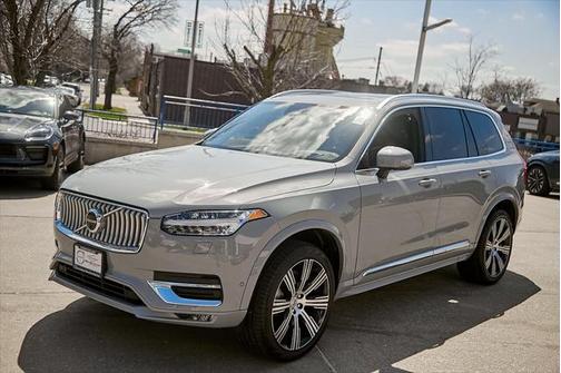 2025 Volvo XC90 B6 Ultra