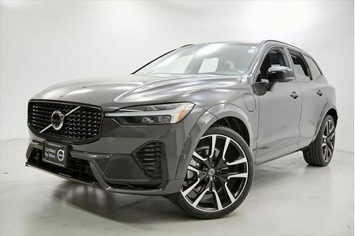 2024 Volvo XC60 Recharge Plug-In Hybrid T8 Ultimate Dark Theme
