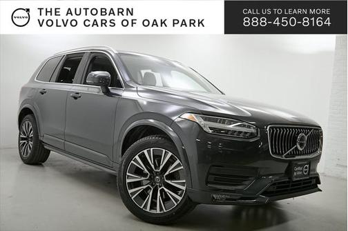2022 Volvo XC90 T5 Momentum