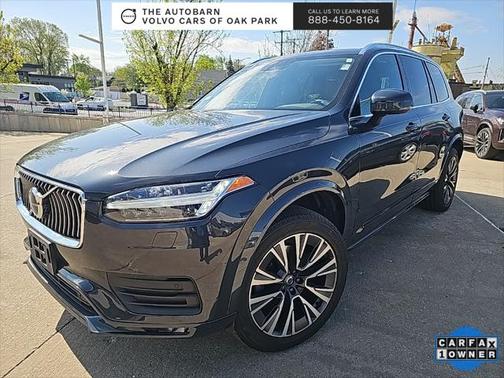 2022 Volvo XC90 T5 Momentum