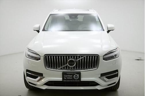 2024 Volvo XC90 Recharge Plug-In Hybrid T8 Plus Bright Theme 7-Seater