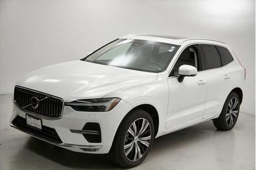 2023 Volvo XC60 B5 Plus Bright Theme