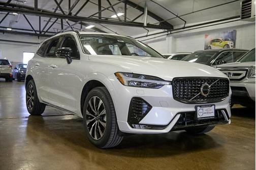 2025 Volvo XC60 B5 Core