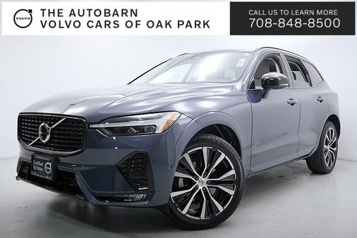 2023 Volvo XC60 B5 Plus Dark Theme