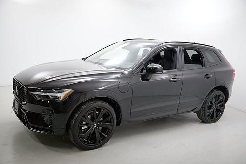 2024 Volvo XC60 Recharge Plug-In Hybrid T8 Ultimate Black Edition