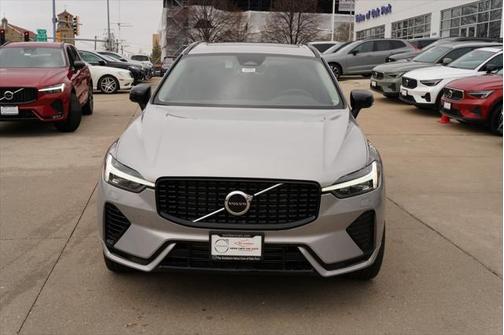 2025 Volvo XC60 Plug-In Hybrid T8 Core