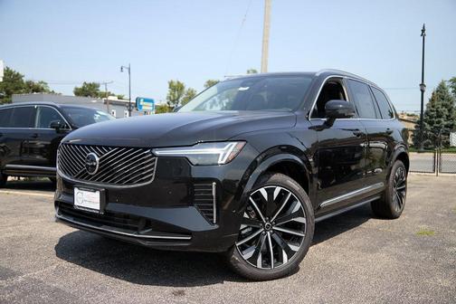 2025 Volvo XC90 B6 Plus 7-Seater