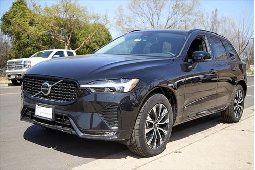 2025 Volvo XC60 Core