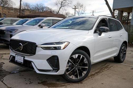 2026 Volvo XC60 B5 Plus