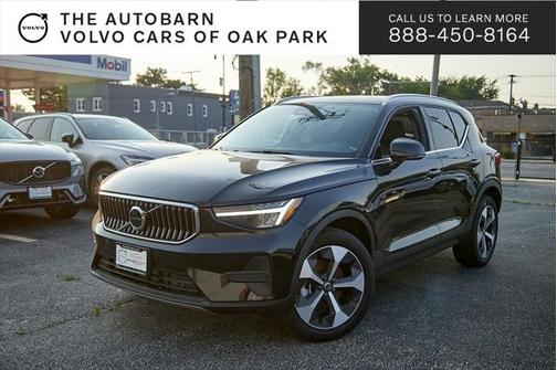 2025 Volvo XC40 Core Bright Theme
