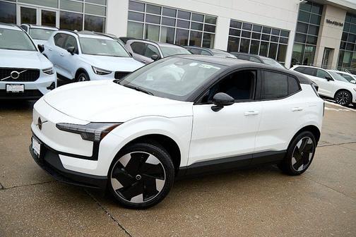 2026 Volvo EX30 Plus, Single Motor, Fuly electric