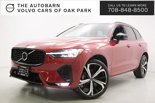2023 Volvo XC60 B5 Ultimate Dark Theme
