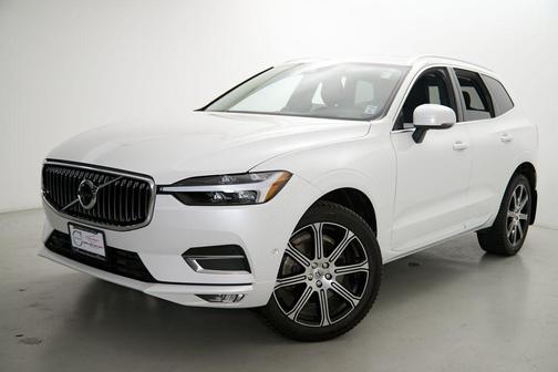 Crystal White Metallic 2021 Volvo XC60 T5 Inscription