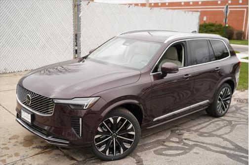 2025 Volvo XC90 B6 Ultra