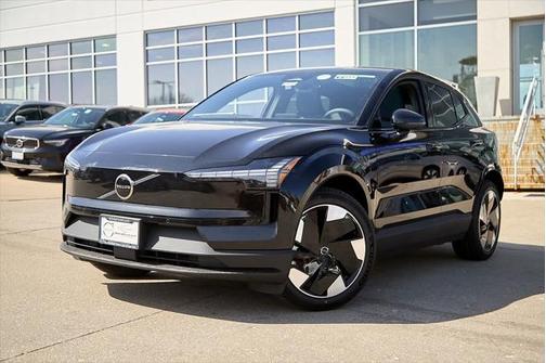 2025 Volvo EX30 Twin Motor Plus