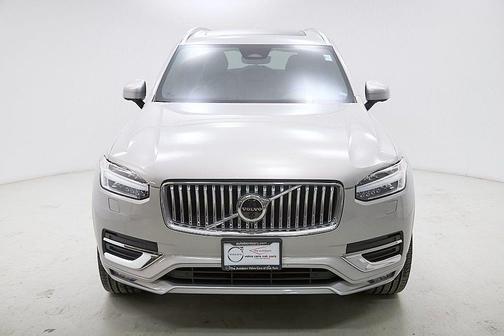 2023 Volvo XC90 B6 Plus 7-Seater
