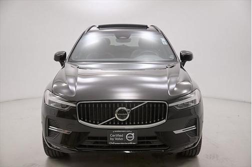 2022 Volvo XC60 B5 Momentum