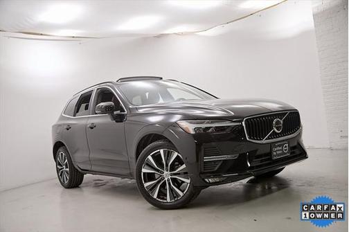 2022 Volvo XC60 B5 Momentum