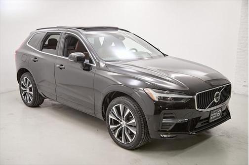2022 Volvo XC60 B5 Momentum