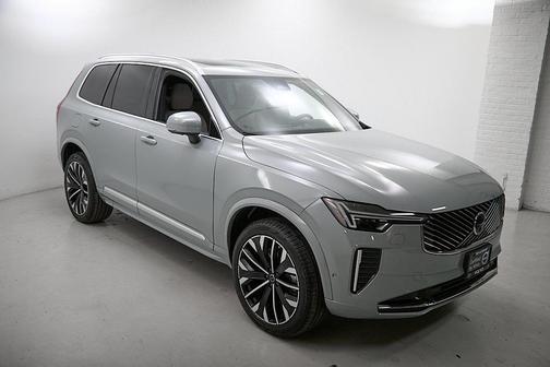 2025 Volvo XC90 B6 Ultra