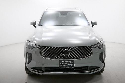 2025 Volvo XC90 B6 Ultra