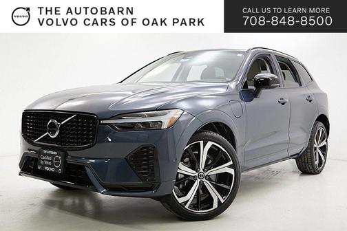 2024 Volvo XC60 Recharge Plug-In Hybrid T8 Ultimate Dark Theme