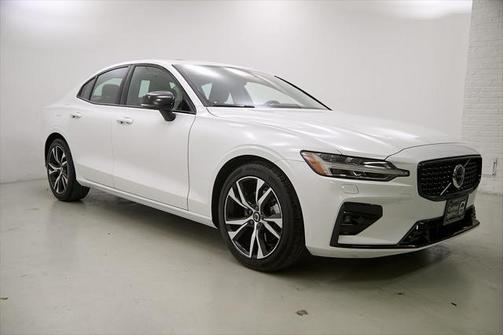 2025 Volvo S60 B5 Core