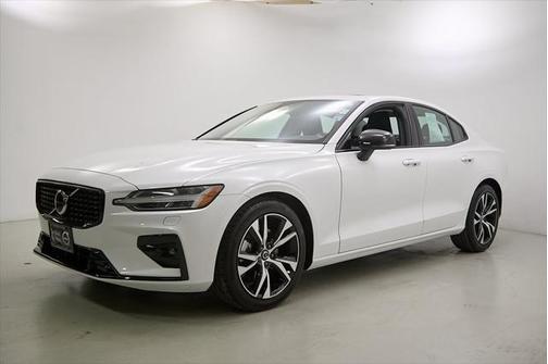 2025 Volvo S60 B5 Core