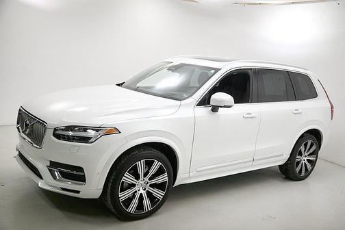 2023 Volvo XC90 B6 Ultimate 7-Seater