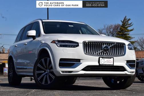 2025 Volvo XC90 B6 Plus 7-Seater