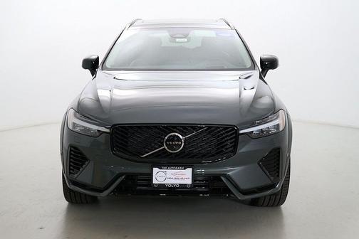 Forest Lake 2026 Volvo XC60 Plug-In Hybrid Ultra, T8 AWD Electric/Gasoline, Dark