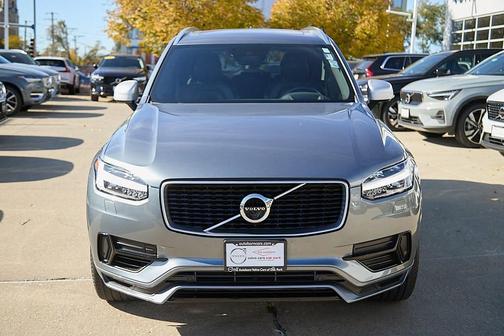 2017 Volvo XC90 Hybrid T8 R-Design
