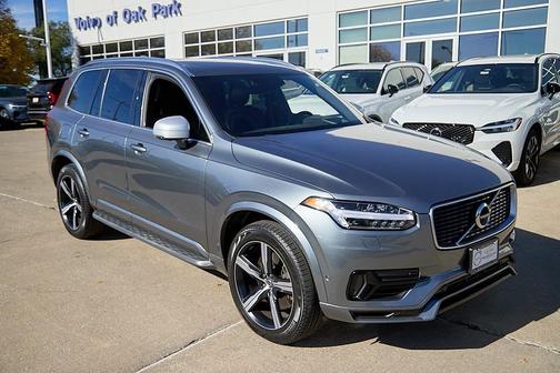 2017 Volvo XC90 Hybrid T8 R-Design