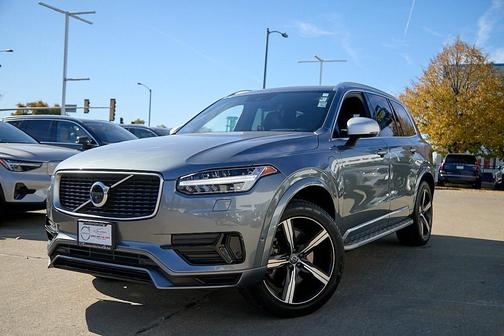 2017 Volvo XC90 Hybrid T8 R-Design