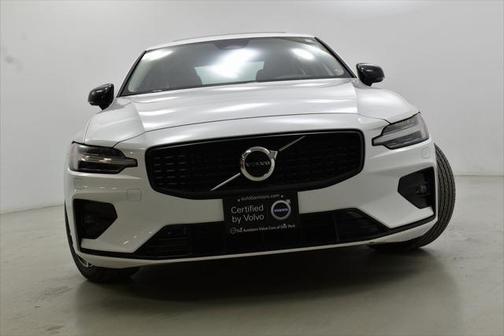 2025 Volvo S60 B5 Core
