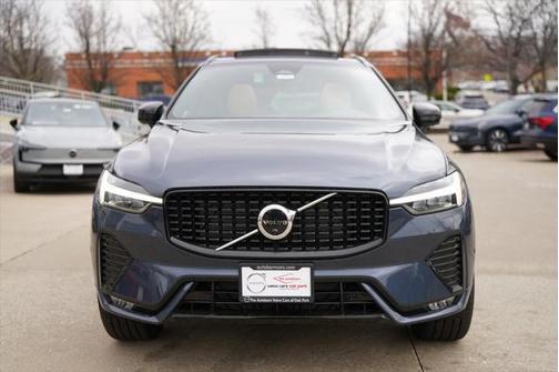 2025 Volvo XC60 B5 Ultra