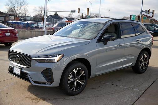 2026 Volvo XC60 B5 Core
