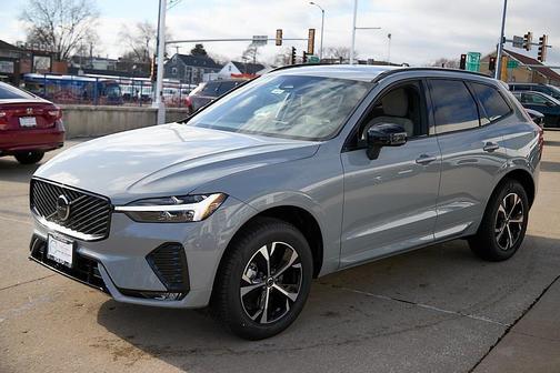 2026 Volvo XC60 B5 Core