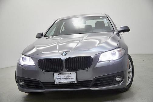 Photo 5 of 42 of 2015 BMW 528 i xDrive