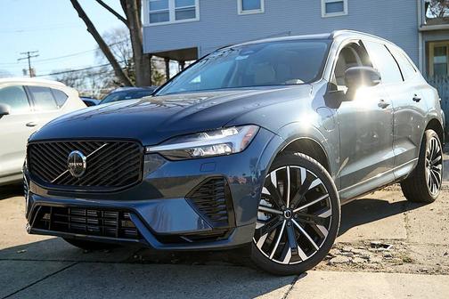 2026 Volvo XC60 Plug-In Hybrid T8 Ultra