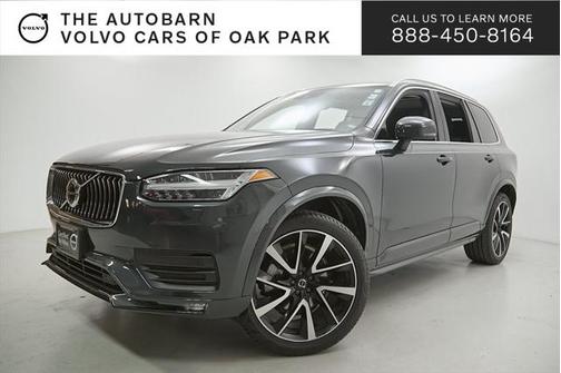 2022 Volvo XC90 T6 Momentum