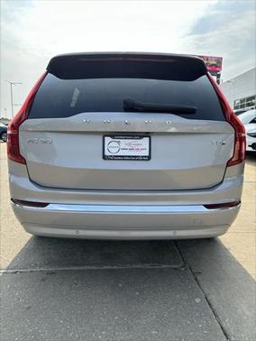 2025 Volvo XC90 Plug-In Hybrid T8 Ultra 6-Seater