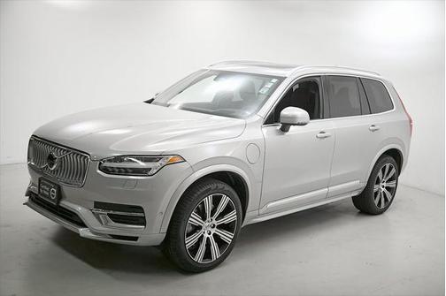 2025 Volvo XC90 Plug-In Hybrid T8 Ultra 6-Seater