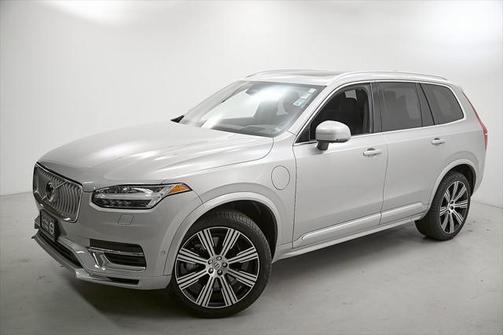 2025 Volvo XC90 Plug-In Hybrid T8 Ultra 6-Seater