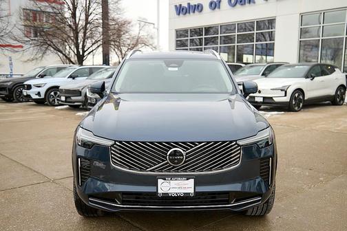 2026 Volvo XC90 Ultra, B6 AWD Gas (mild hybrid), Gasoline, Bright, 6 Seats
